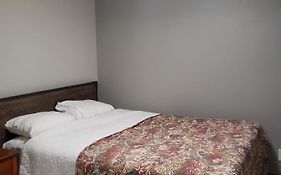 Parkrose Inn And Suites